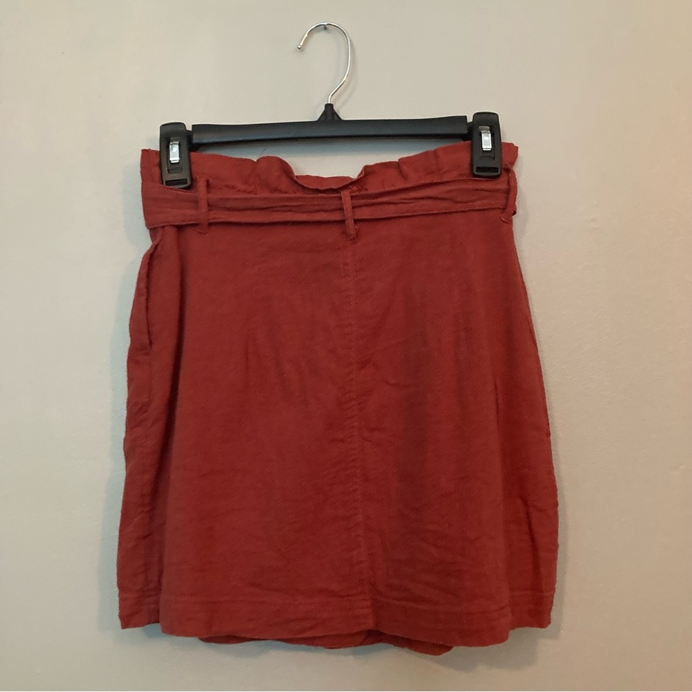 4/$10 - Hollister Ultra High-Rise Paper Bag Skirt - Picture 7 of 11